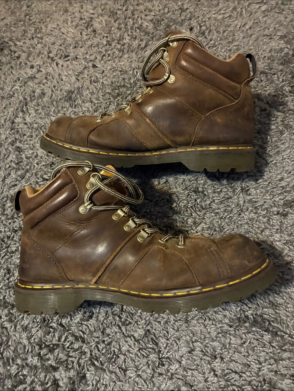 Dr martens fynn boots